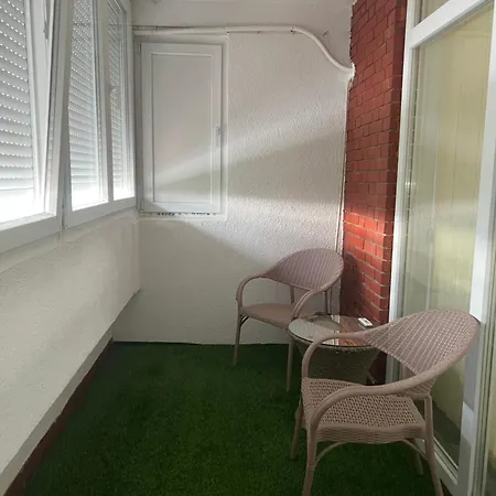 Red Tower Apartamento *